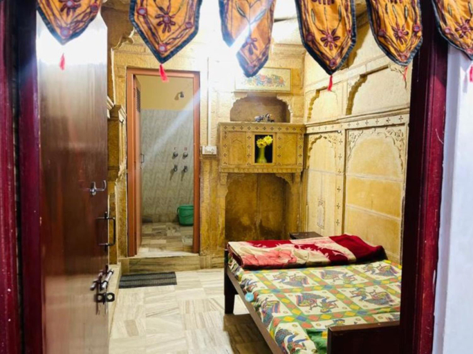 Bedroom 3, The Jeet Mahal Hotel, Jaisalmer