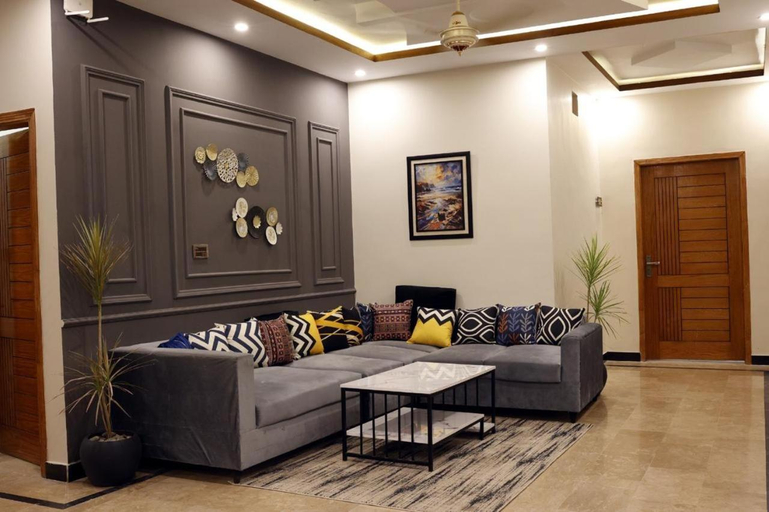 5, Holiday one Hotel's & Suites, Karachi