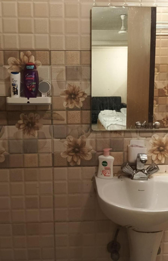 Bathroom 4, Jumbo Stay Bhawanipur, Kolkata