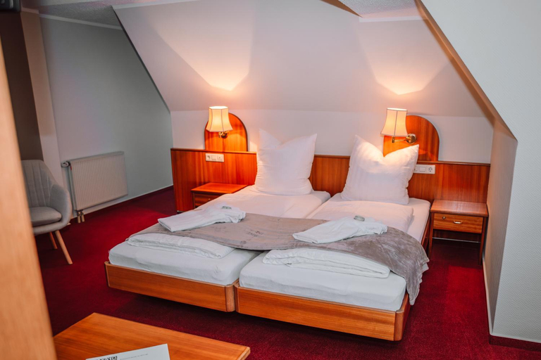 Bedroom 4, Hotel Morgensonne, Mittelsachsen