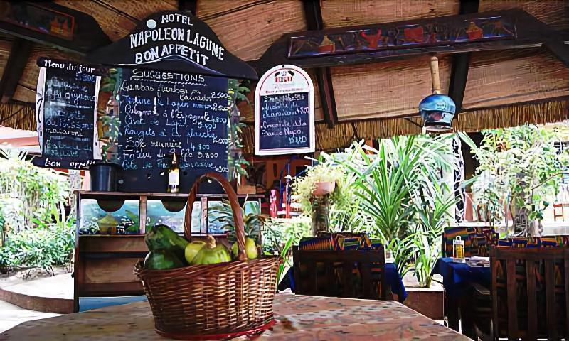 Food & Drinks 5, Hotel Napoleon Lagune, Golfe (incl Lomé)
