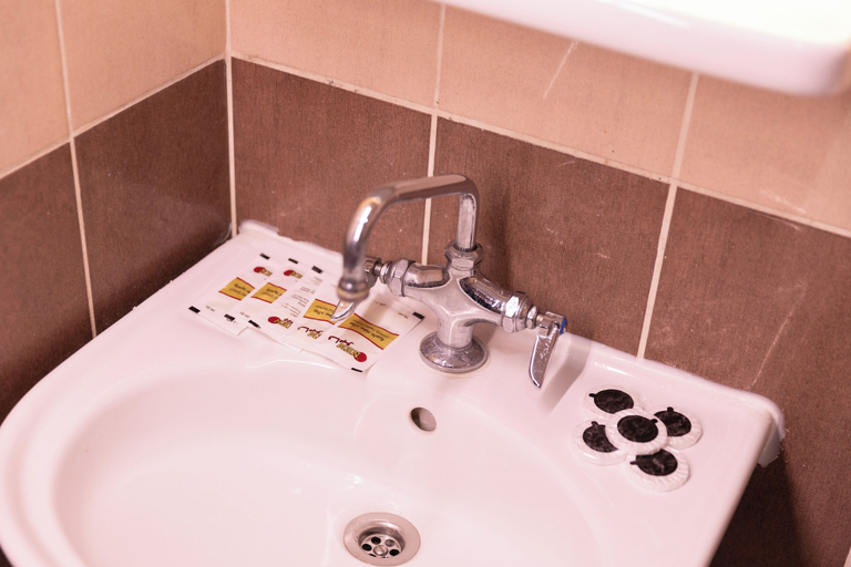 Bathroom 3, Al Zaireen 2, Makkah