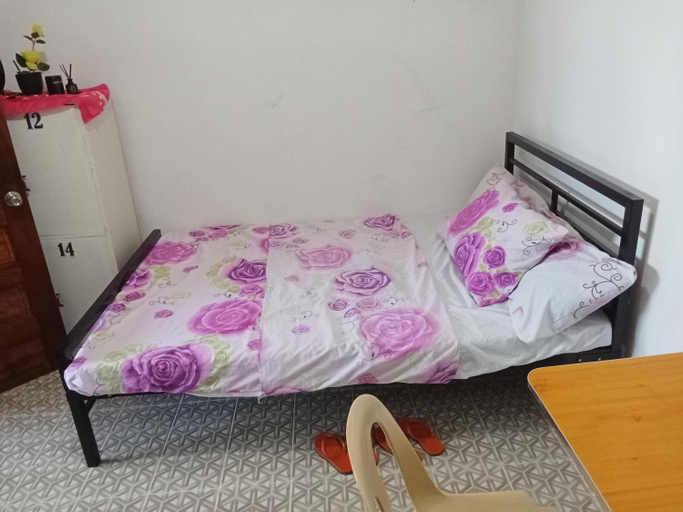 Bedroom 4, MARI-GOLD Travelers Inn, Midsayap