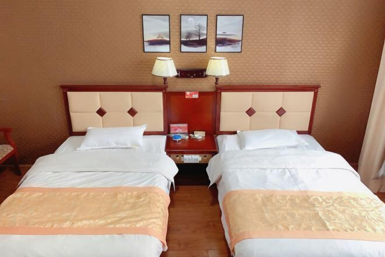 Bedroom 4, Jinxinbinguan, Qujing