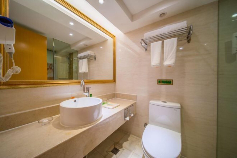 Bathroom 4, Vienna Hotel (Jishou Qianzhou Ancient City Branch), Xiangxi Tujia and Miao