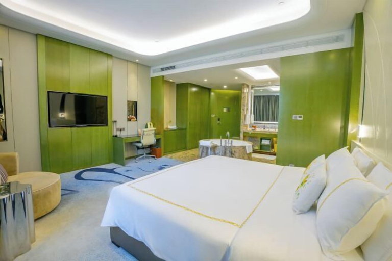 Bedroom 3, Changji Garden Hotel, Changji Hui
