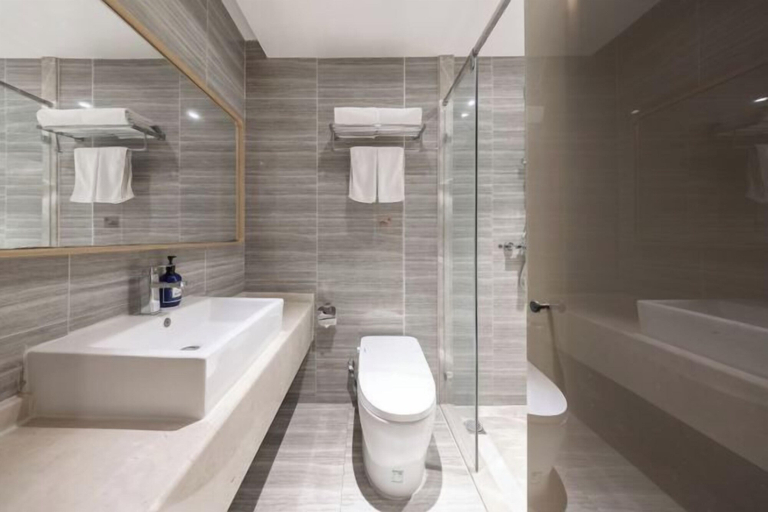 Bathroom 4, Starway Hotel (Beijing Yanqi Development Zone), Beijing