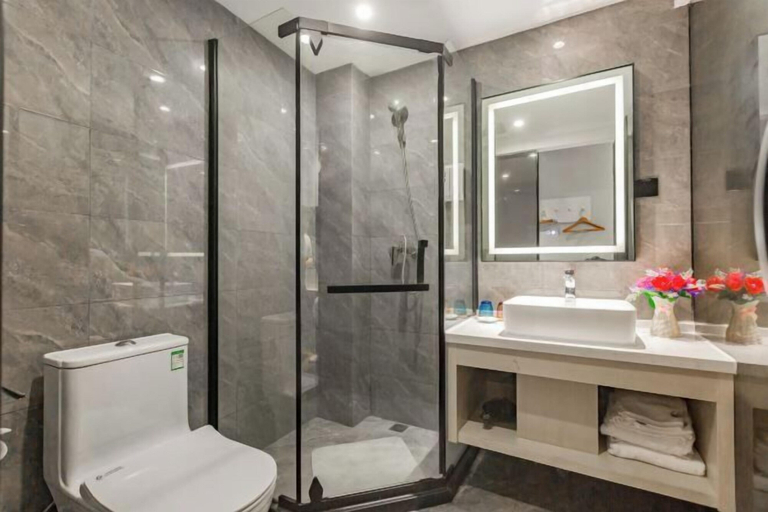 Bathroom 3, GYA Hotel (Shanghai Railway Station), Shanghai