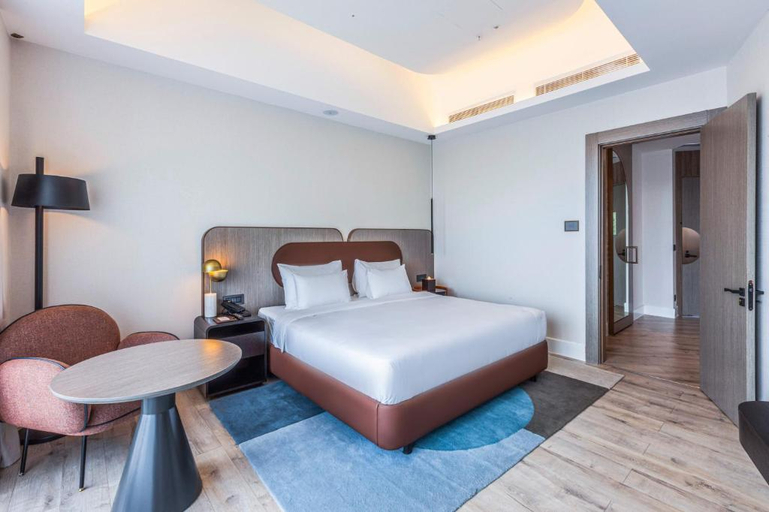Bedroom 3, Savitsky Plaza, Jomboy