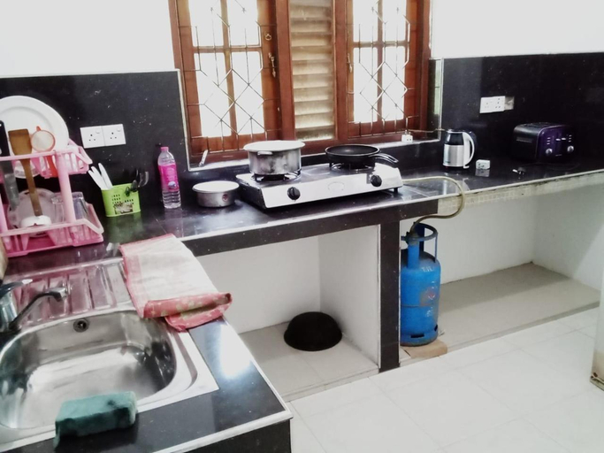 Others 2, Harris Villa, Hikkaduwa