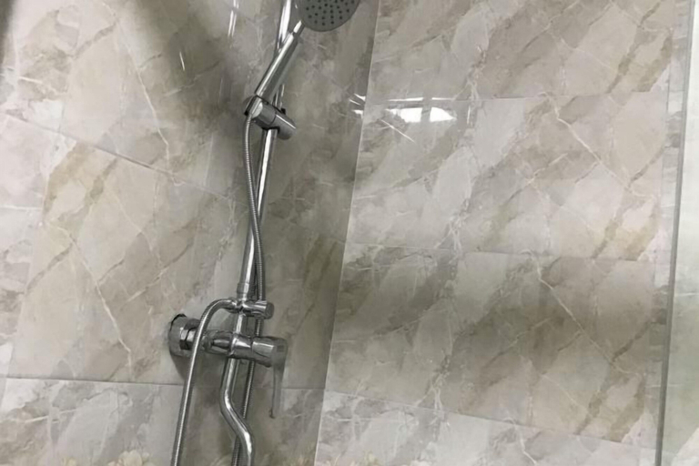 Bathroom 3, Yijia Hotel in the World, Xiamen