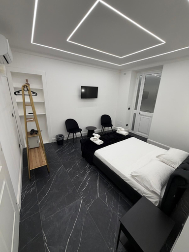 Room 3, Four Rooms Luxury Suite, Palermo