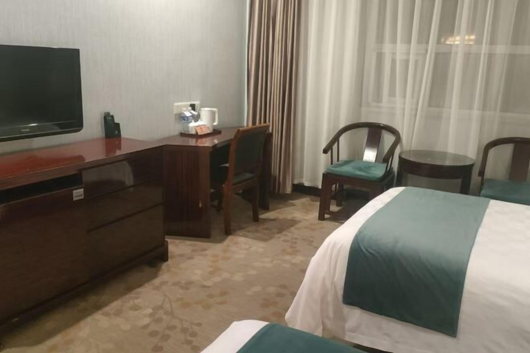 Bedroom 3, Huangguan Hotel, Zaozhuang