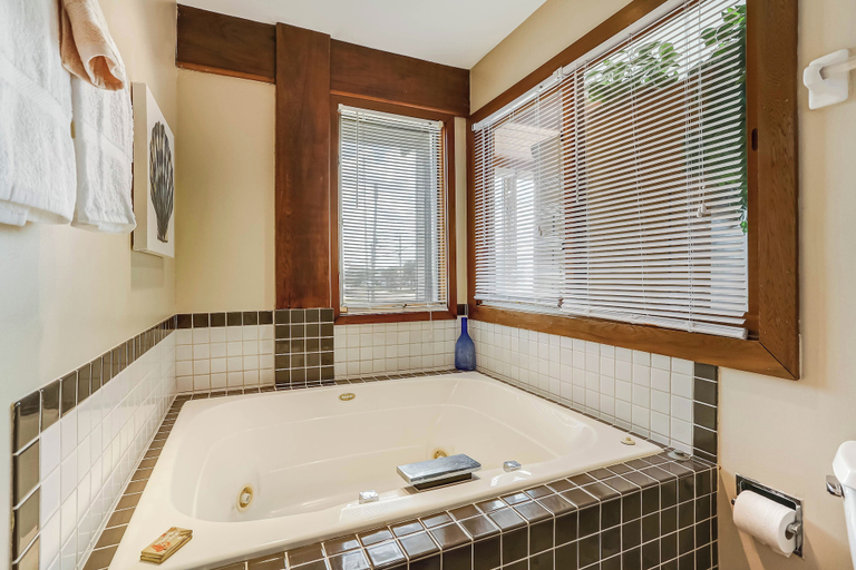 Interior 4, 1298 S Fletcher Ave, Nassau