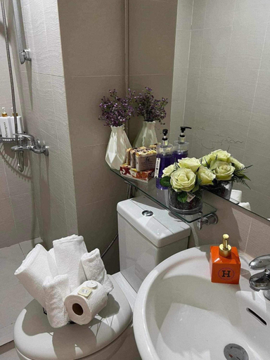 Bathroom, Azure Urban Resort Units , Parañaque