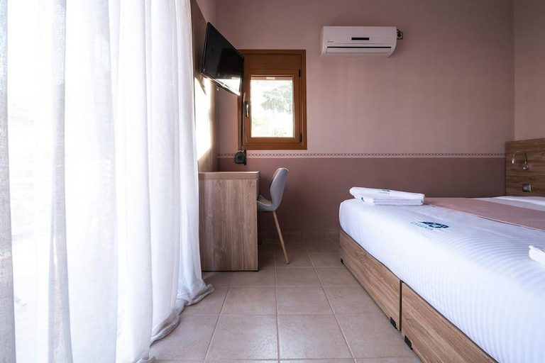 Bedroom 2, Cyrenia Guesthouse, Peloponnese