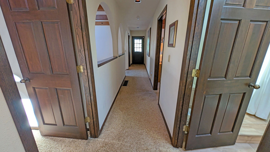 Interior 2, Goldfinch 3, Deschutes