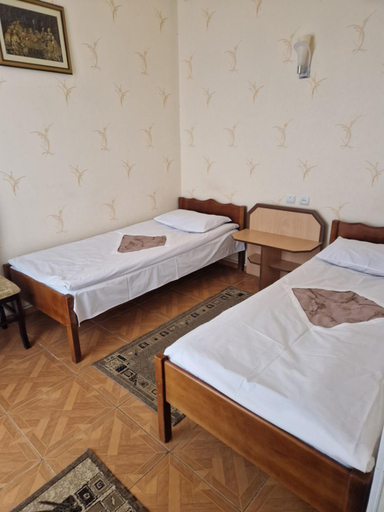 Bedroom, DINA