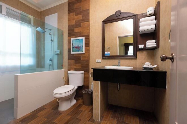 Bathroom 4, Villa Wanida Garden Resort, Pattaya