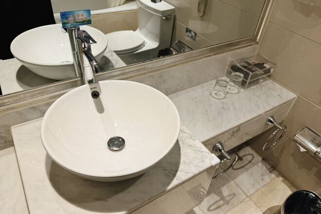 Bathroom 4, Wuqi International Hotel, Yan'an