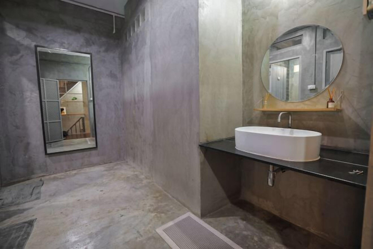 Bathroom 5, Siam Breeze Inn by SPI, Khlong San