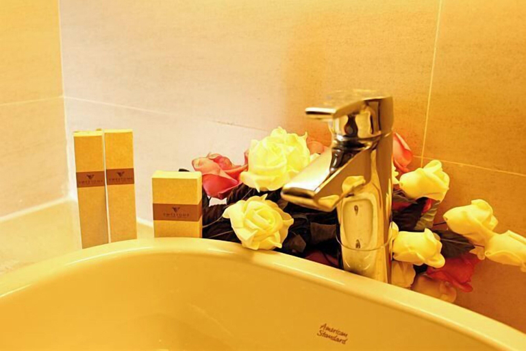 Bathroom 4, Yimei Boutique Hotel (Golden Beach Impression), Qingdao