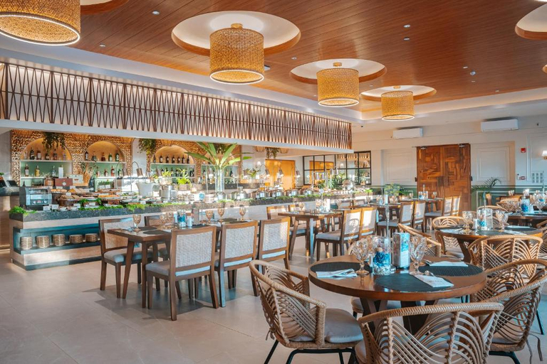 Others 4, The Tropics at MacArthur Park Resort and Convention Center, Palo