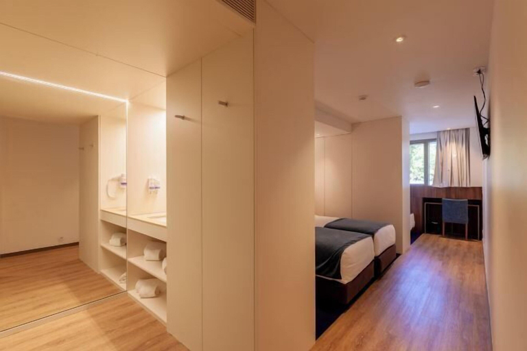 Bedroom 2, Sea Porto Hotel, Matosinhos
