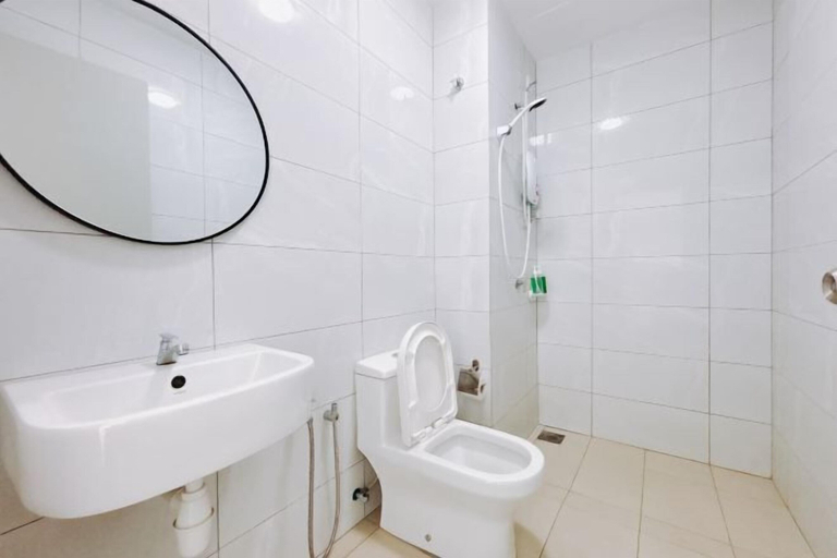 Bathroom 5, Amber Cove Impression City Melaka by Dawn Stay Free Netflix, Malacca City