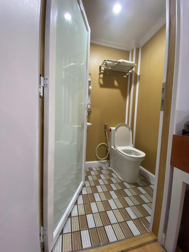 Bathroom 3, Motel Happy House, Bạc Liêu