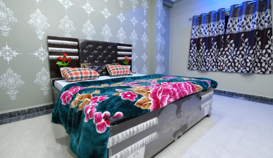 Room 5, Shree Krishna Niwas Deoghar, Deoghar