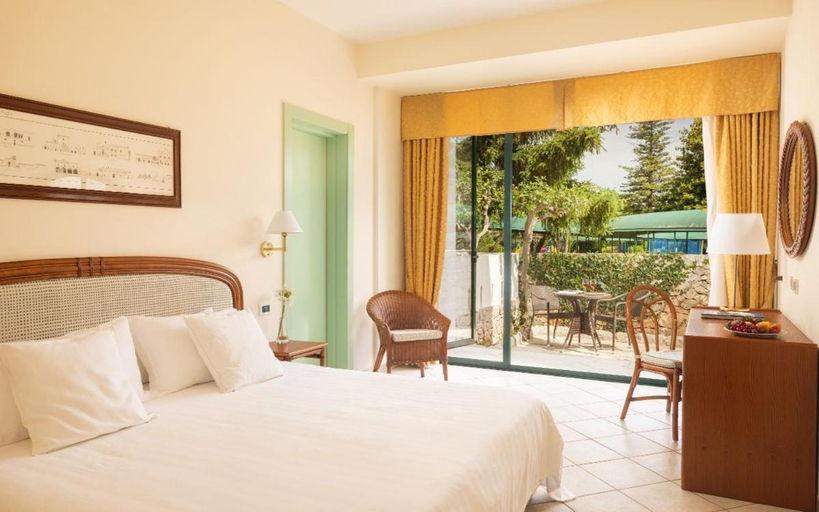 Bedroom 3, Hotel Sierra Silvana, Brindisi