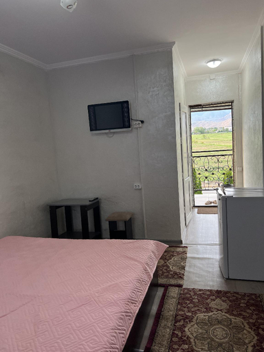 3, Edem Issykkul, Ysyk-Köl