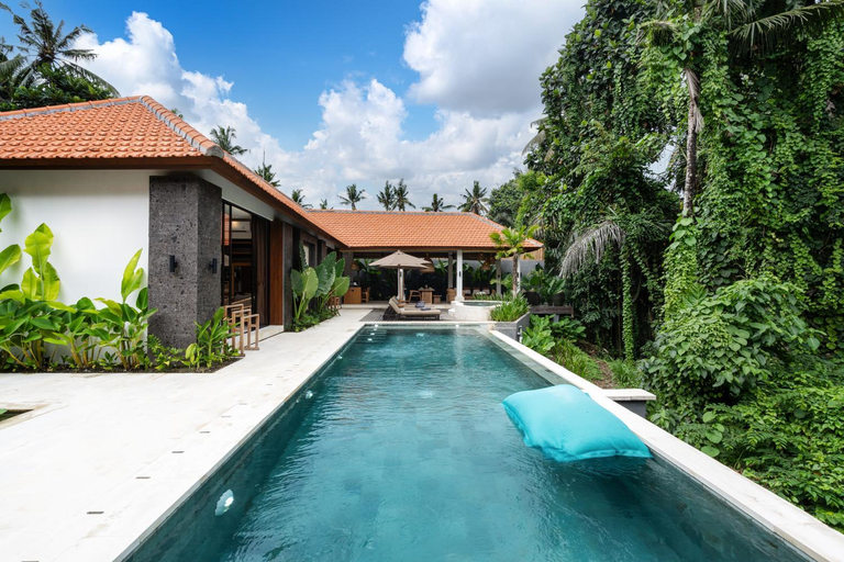 Swimming pool 1, Villa Le Lotus Bleu by BaliSuperHost, Gianyar