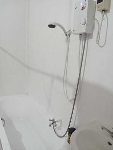 Bathroom 3, MARI-GOLD Travelers Inn, Midsayap