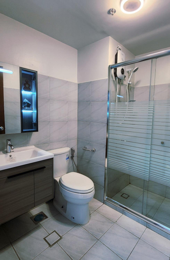 Bathroom, Casa Mira Guadalupe, Cebu City