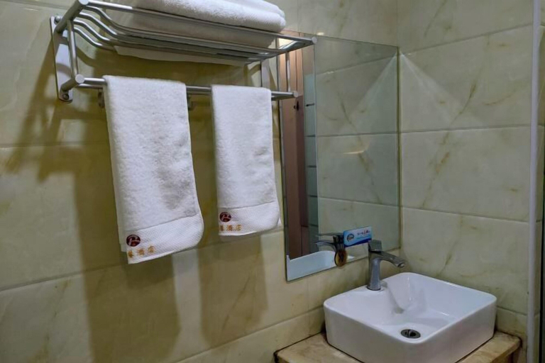 Bathroom 4, Ganzhou Xin Hotel, Ganzhou