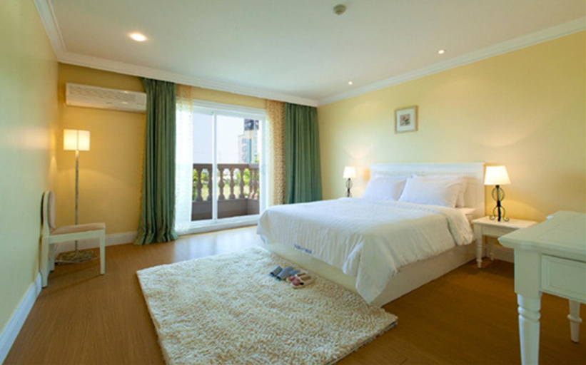 Bedroom 2, Yangyang Golden Bay Pension, Yangyang