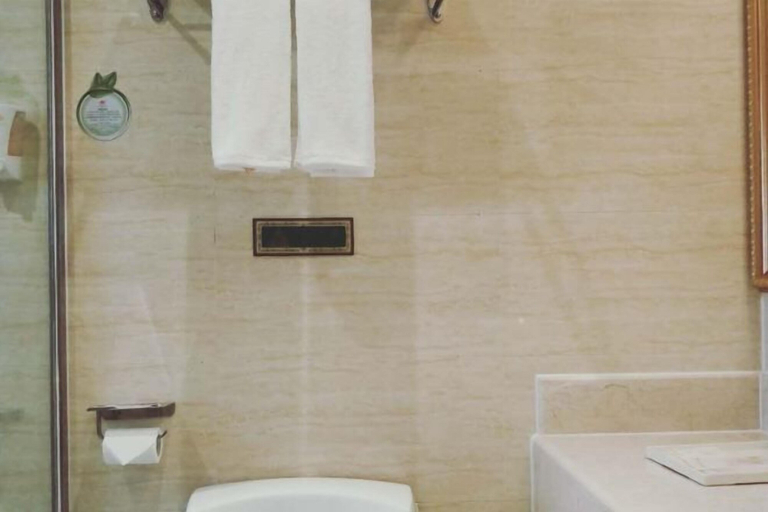 Bathroom 3, Vienna Hotel (Xinning Langshan), Shaoyang