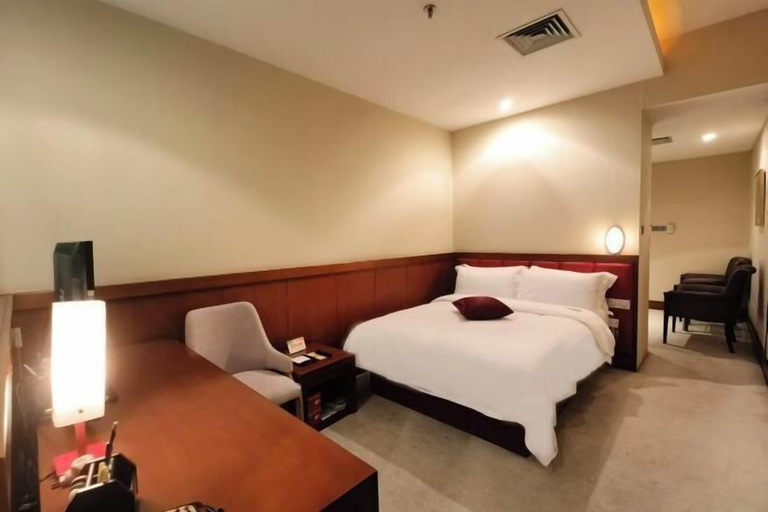 Bedroom 2, Nanning Hotel, Nanning