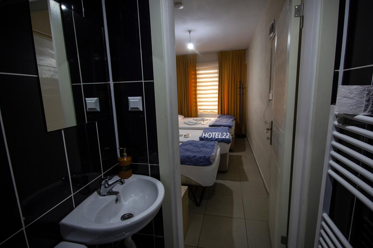 Bathroom 2, HOME- Otel 22, Merkez