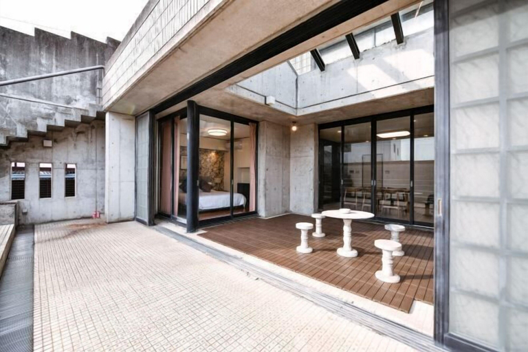 Exterior & Views 2, BRUCE HOUSE, Izumisano