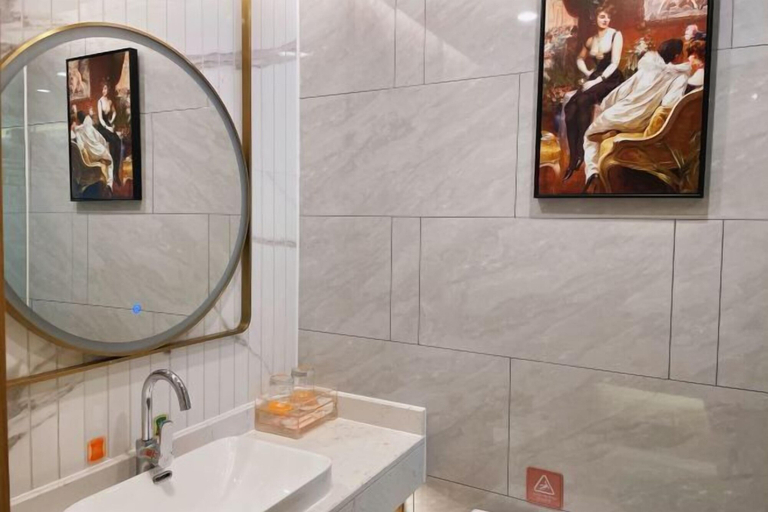 Bathroom 5, Vienna Hotel (Lufeng Renmin Road Branch), Shanwei