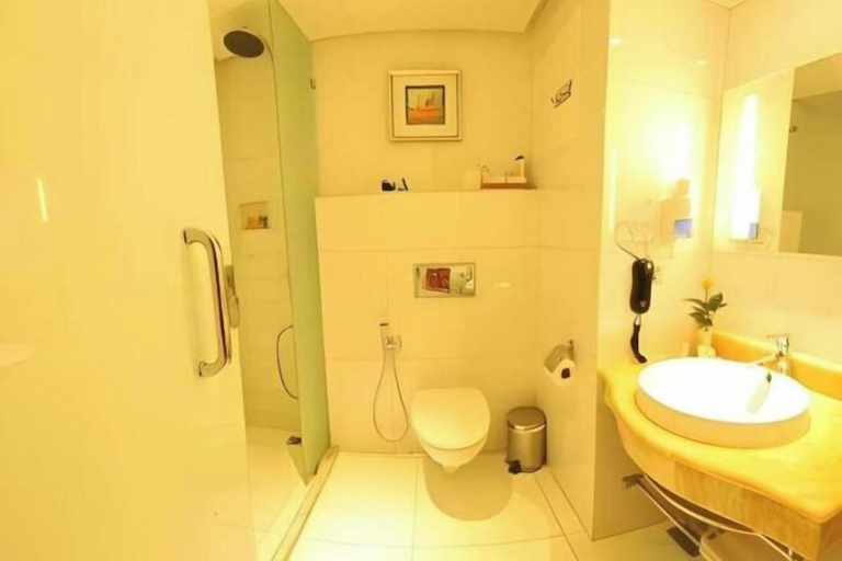 Bathroom 5, Nuzul Al Dabab Hotel, Riyadh