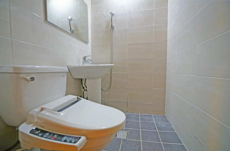 Bathroom 3, Jeonju Hanok Gotek Agbae, Jeonju