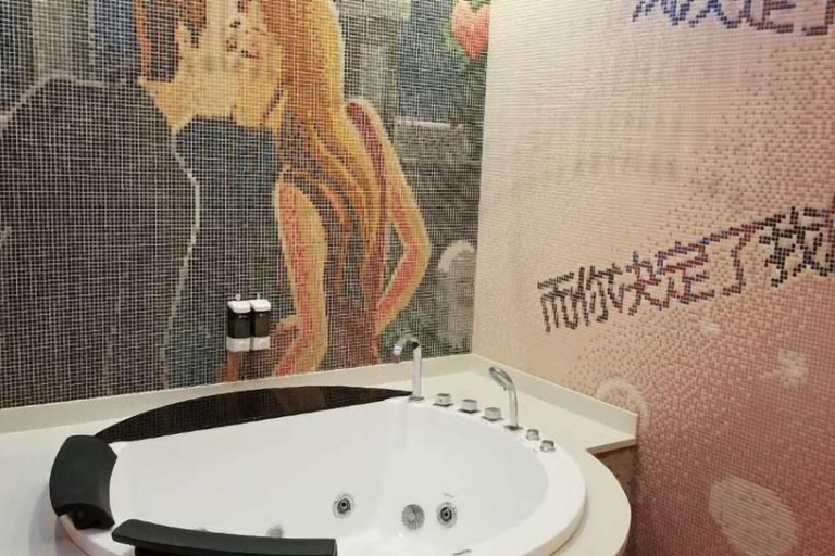Bathroom 3, Mt Theme Hotel Shanghai, Shanghai