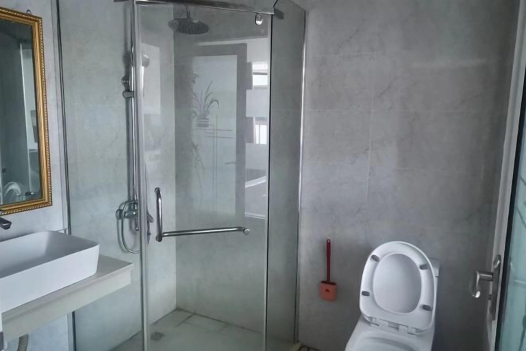 Bathroom 2, Junda Hotel, Huzhou