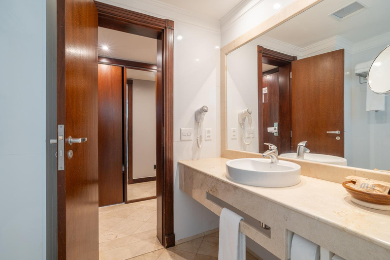 Bathroom 5, Mercure Uberlandia Plaza Shopping, Uberlândia