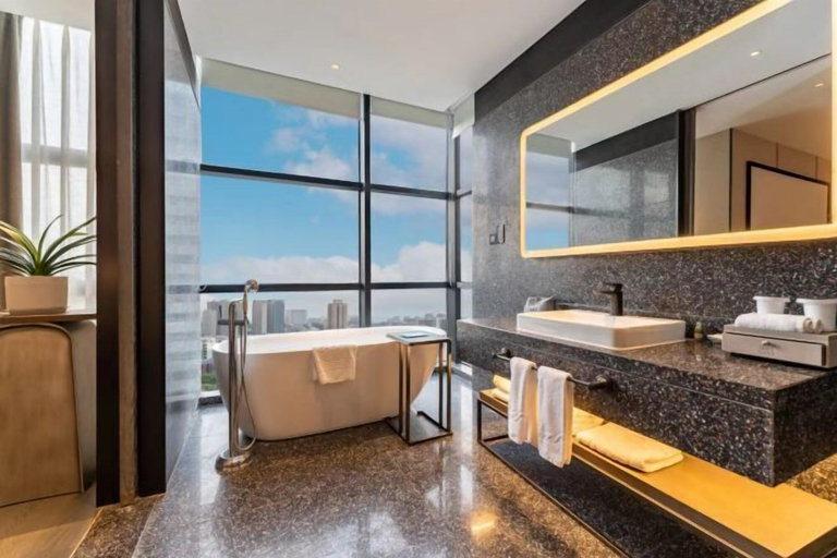 Bathroom 4, Nishi Haitai Hotel, Jinan