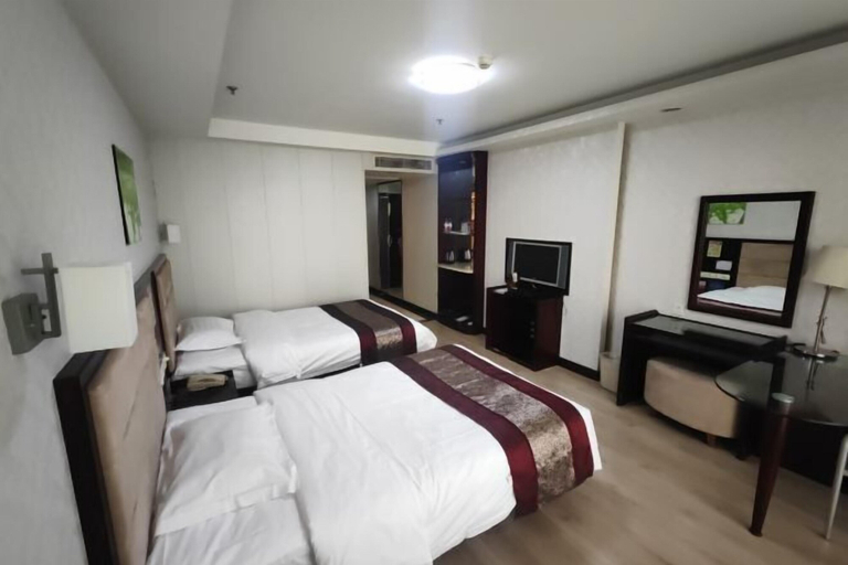Bedroom 3, Taoran Hotel, Beijing